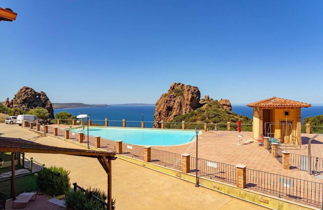 Apartment Villetta L'Estasi - Tanca Piras with Sea View, Pool & Wi-Fi