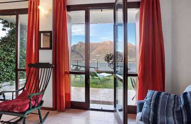Apartment 'Vista Sul Lago Di Como' with Lake View, Private Terrace and Wi-Fi