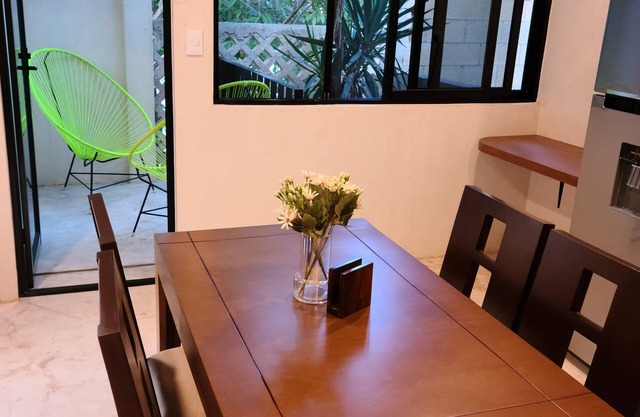 Apartment w/Pool, Wifi,Downtown, Equipped,large gardens-Amapola*Mi Amado Chemby*