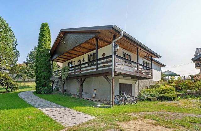 Apartment 'Willkommen Im Ferienhaus Europahof' with Garden, Balcony and Wi-Fi