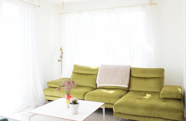 Apartment with balcony at the gates of Paris