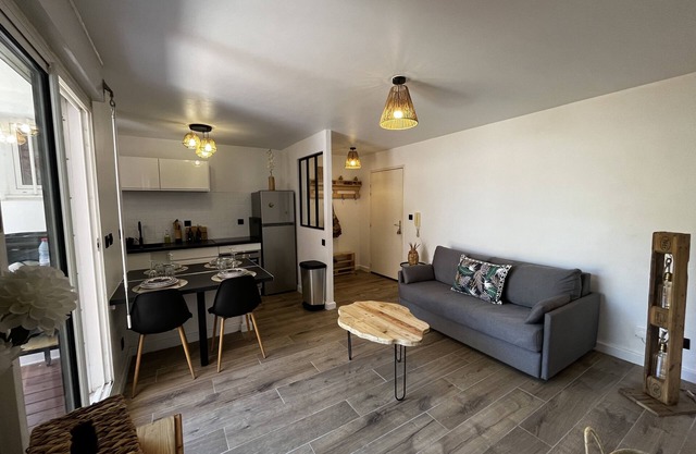 Apartment with enclosed garden for a "Poz Paradis".