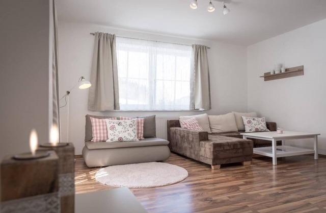Apartment with infrared sauna and direct access to the natural garden