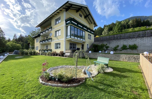 Apartment with lake view & mountain panorama