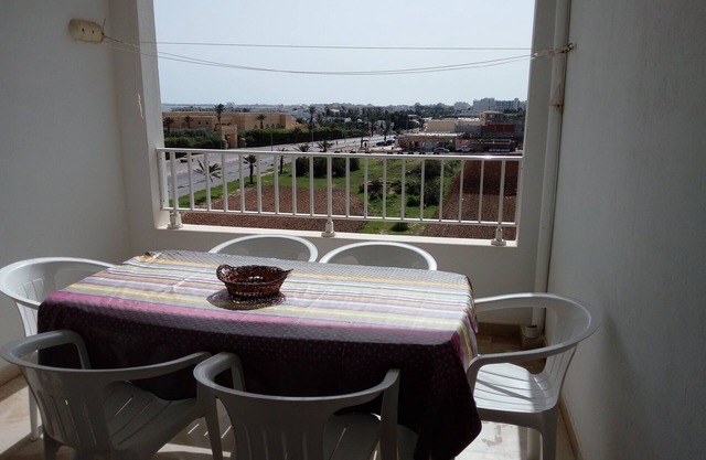 Apartment with sea view
