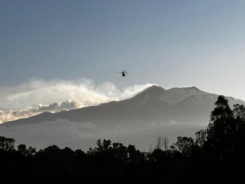 Apartment with view of volcano Etna, 200 m from beach & private garage
