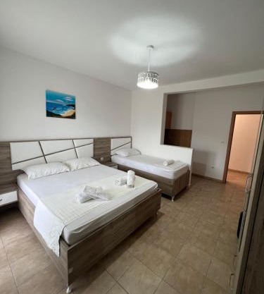 Apartments Ela