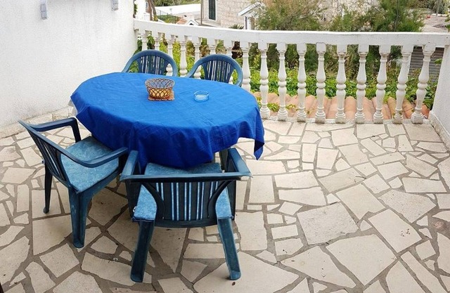 Apartments Katarina -Two Bedroom Apartment with Balcony and Sea View