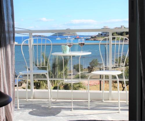 Apartments MARE BLU by the sea.