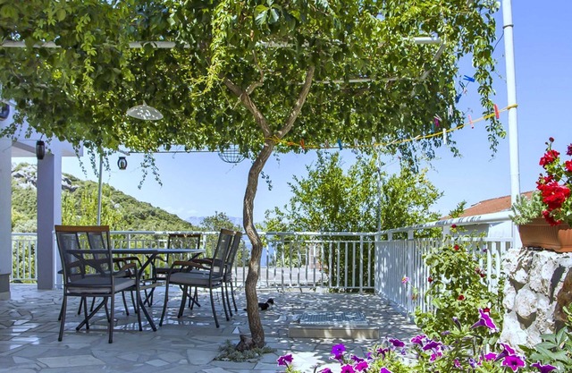Apartments Vesela - Premium One Bedroom Apartment with Terrace and Partial Sea View