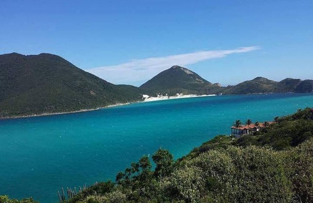 Apê super comfortable w /internet, air conditioning and sky close to the beach