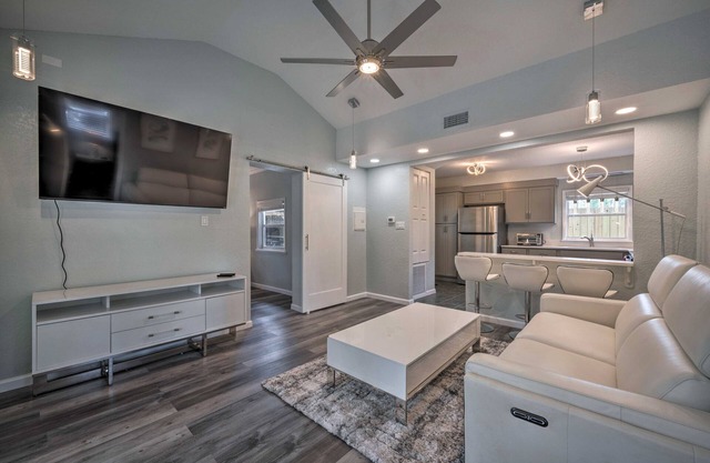 Apopka Getaway w/Yard & Covered Patio