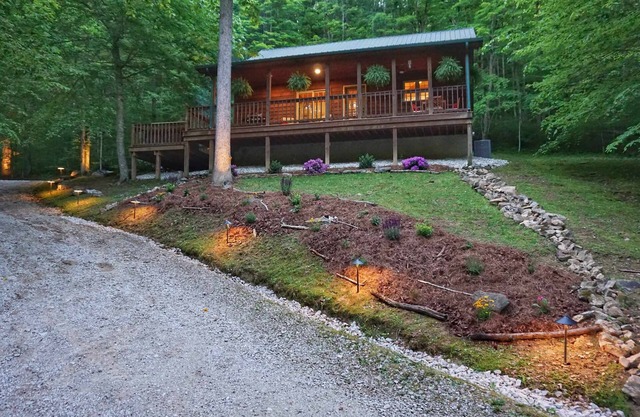 Appalachian Lookout RRG | Hot Tub | Wifi