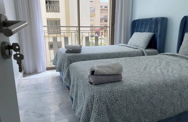 Apparently furnished 5 minutes from the airport Casa