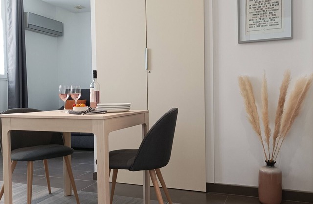 Appart Aix Mazarin - T2 air-conditioned flat in the historic centre