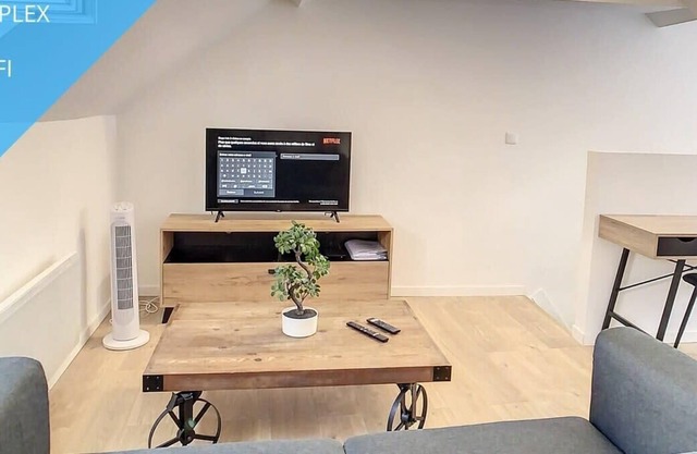 APPART COSY HYPER CENTRE DUPLEX GARE AMIENS 2PERS