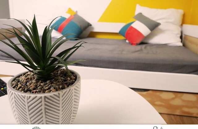 Appart Hotel T1 EasyPop - 5 min Futuroscope - Rentals du Grand Pont