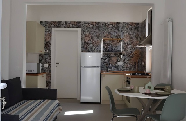 Appartamento 2M close to the Beach with Balcony & Wi-Fi