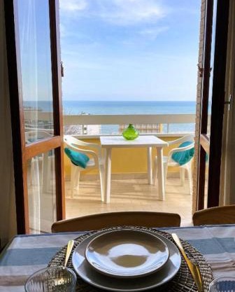 APPARTAMENTO -F- VISTA MARE con due camere da letto-Residence Azzurro