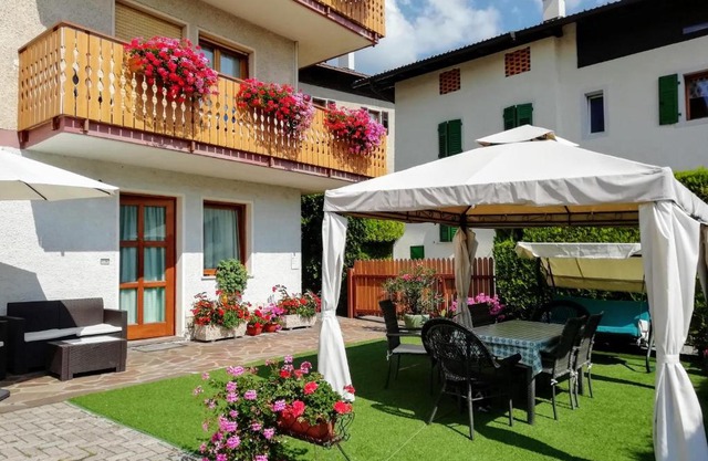 Appartamento "Laghet" a piano terra con giardino