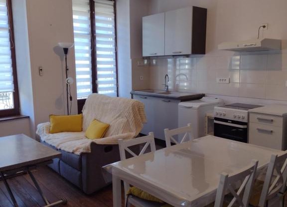 Appartement 1er etage proche des Termes