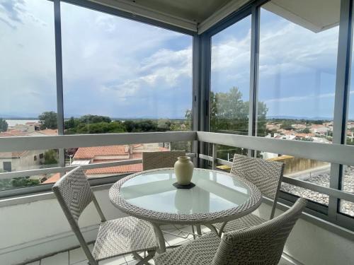 Appartement 2 pièces avec parking, WIFI, et climatisation - FR-1-748-14