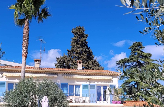 Appartement 3/4 Pièces 70 m² Plein sud Aperçu mer