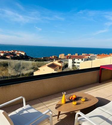 Appartement 4 personnes tout confort avec vue panoramique sur MER