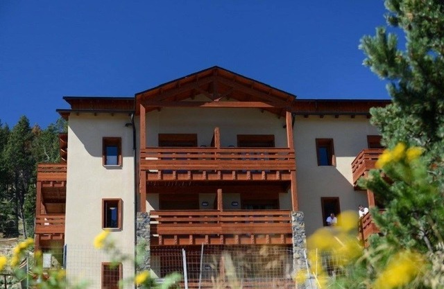 Appartement Abordable | Accès Piscine Intérieure