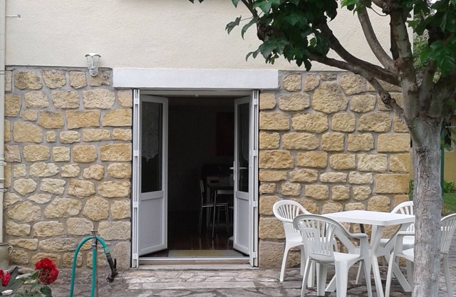 Appartement au Calme Dans un Parc Ombragé