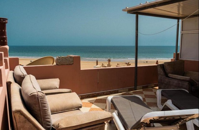 Appartement avec grande terrasse privée vue sur mer à imi ouadar