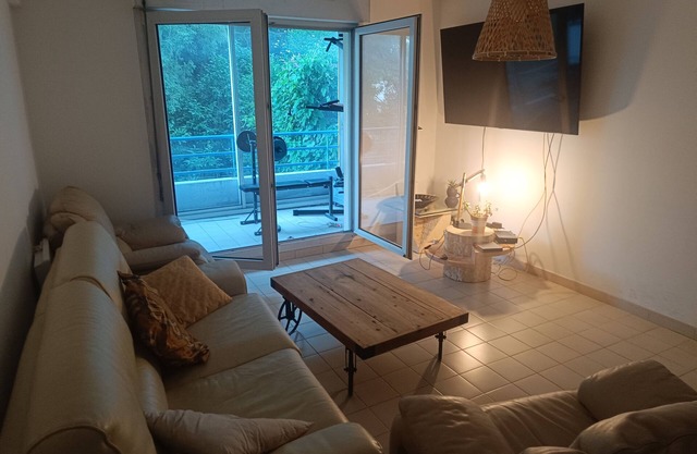 Appartement Avec spa Dans un Quartier Calme à 2 pas de L'agitation de la Ville