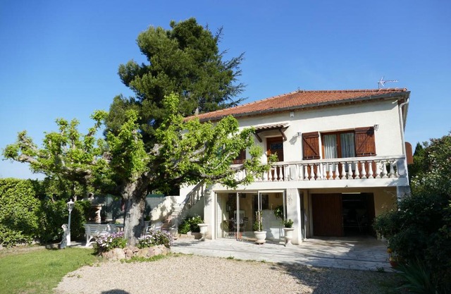 Appartement avec véranda donnant sur le jardin