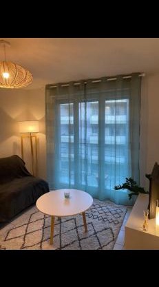 Appartement calme centre ville avec place parking