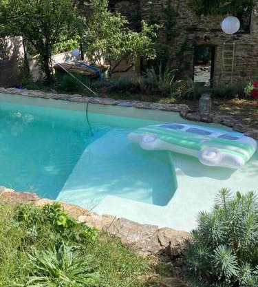 Appartement de Charme dans un Ancien Mas Cévenol piscine et jacuzzi