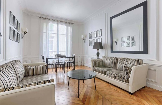 Appartement de Luxe sur les Invalides