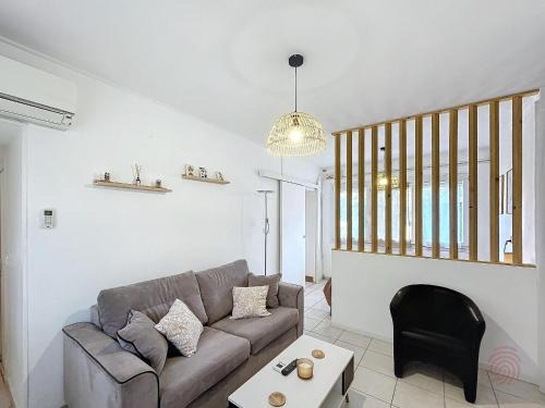 Appartement F1 avec Terrasse et Clim, à 650m des Thermes - Lamalou-les-Bains - FR-1-451-191