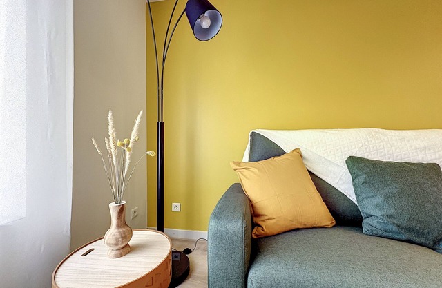 Appartement "cocon Jaune", Hébergement Confortable et Pratique !
