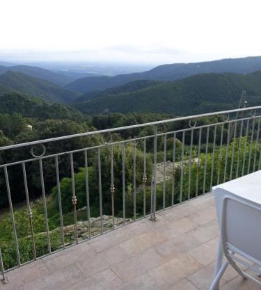 Appartement charmant à Isolaccio-Di-Fiumorbo, 55m², balcon