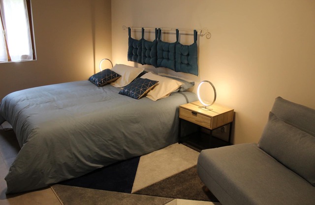 Appartement Lavande sur Jardin Entre Sisteron et Gorges de la Méouge