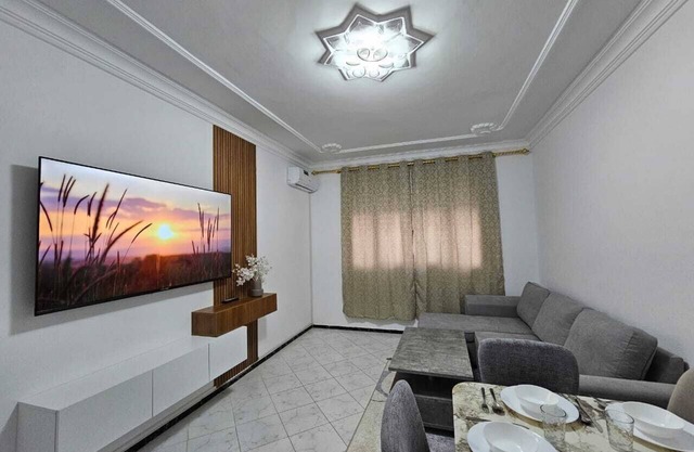 Appartement Parfaitement Équipé et Très Bien Situé à Tanger