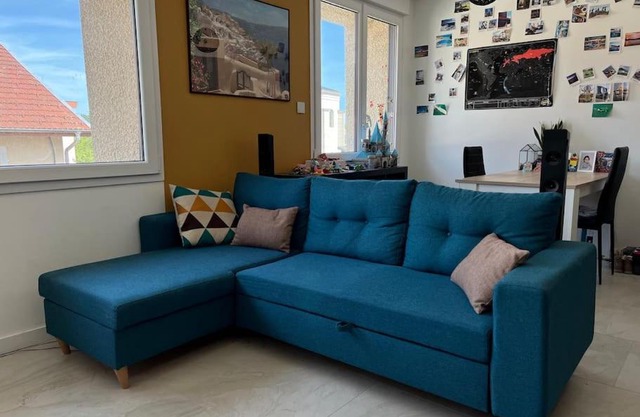 Appartement privé et lumineux en centre-ville, à Oyonnax, proche des lacs