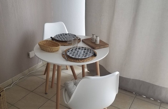 Appartement T2 Calme et Lumineux Avec Balcon Proche Citadelle de Blaye
