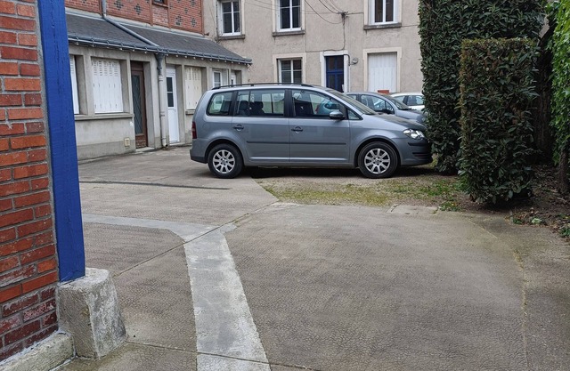 Appartement T3 Refait à Neuf Calme et Centrale, Parking Privé, 5min de la Gare