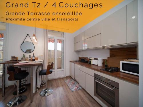 Appartement tout équipé avec terrasse au cœur de Marseille