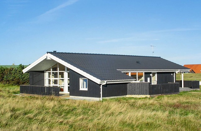 "Appollina" - 400m from the sea by Interhome