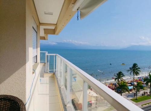 Apt Pé na Areia Martim de Sá Churrasq Varanda