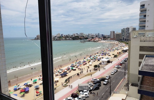 Apt seafront, 3 bedrooms and one suite