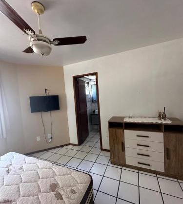 Apto 5 min praia 3 quartos até 8 pessoas