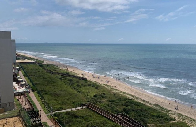 Apto beira-mar pé na areia